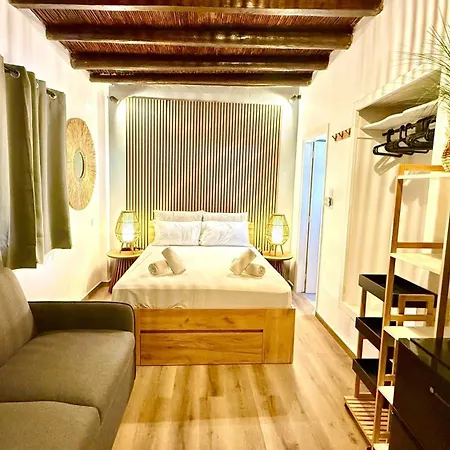 Naousaki Premium 1 Apartmán Nausa