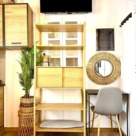 Naousaki Premium 1 Apartmán *